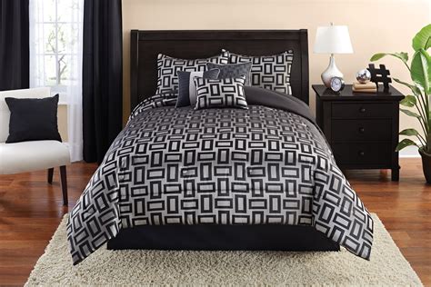 comforter geometric